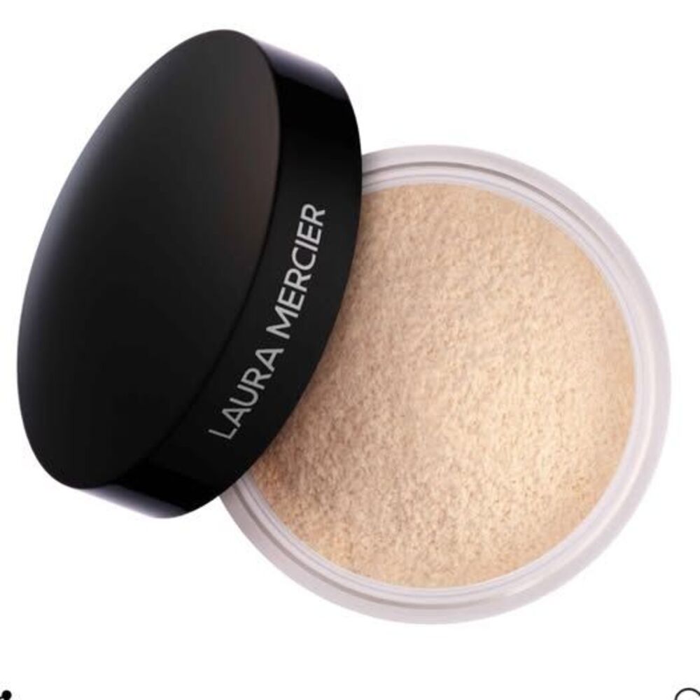Laura Mercier Translucent Loose Setting Powder in a 29g (1 oz)